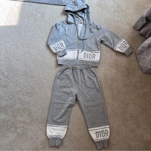 Dior style Boys kids grey track suit size 5-6yr old